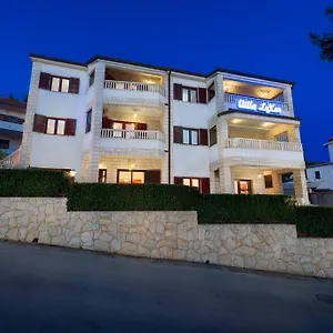 Luxor , Trogir Kroatien